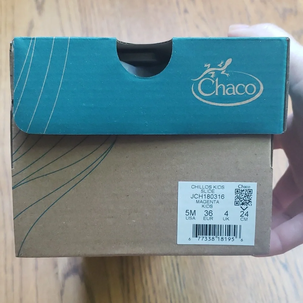 NIB Chaco Chillos Slide Sandal In Magenta Kids Size 5